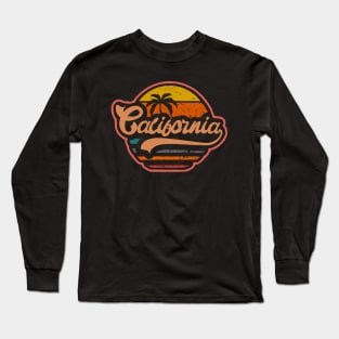 California Vintage badge retro colors 80s ditressed bumper Long Sleeve T-Shirt